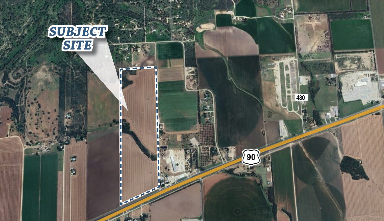 16223 US-90, Castroville, TX à vendre Photo principale- Image 1 de 2