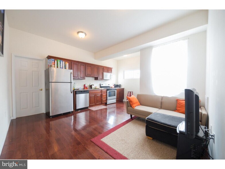 3301-3303 N 16th St, Philadelphia, PA à vendre - Photo du bâtiment - Image 3 de 85