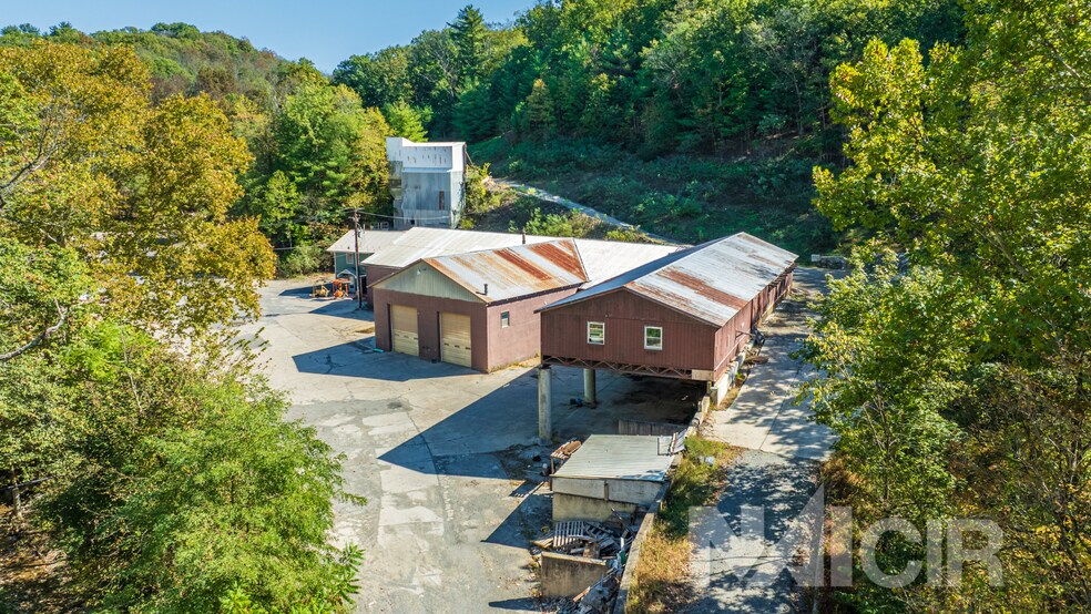 294 Freedom Rd, Williamsport, PA à vendre - Photo du bâtiment - Image 2 de 7