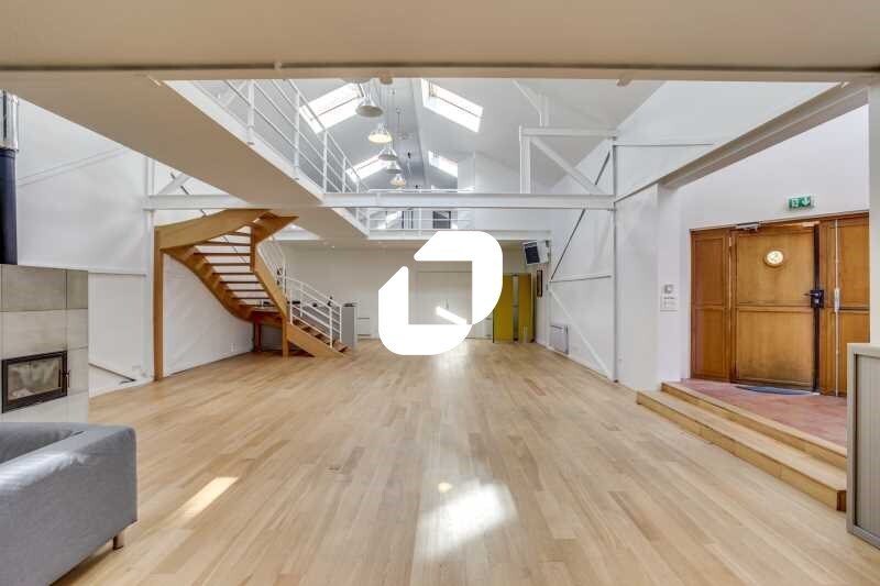 Flex dans Nanterre à louer - Photo du bâtiment - Image 2 de 15