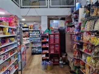 Plus de détails pour Commerce de détail à louer