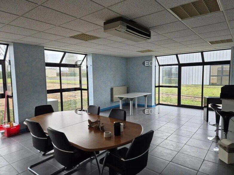 4 Avenue Raoul Vadepied, Évron à vendre - Photo du bâtiment - Image 3 de 5