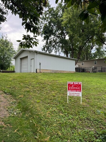 308 E Davis St, Mound City, MO à vendre - Photo du bâtiment - Image 2 de 4