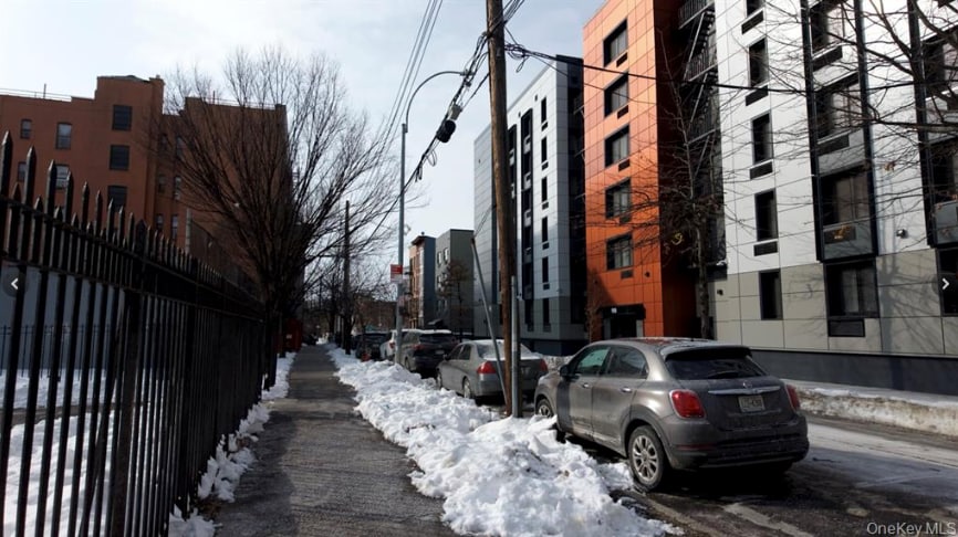 915 Eagle Ave, Bronx, NY for sale - Building Photo - Image 3 of 12