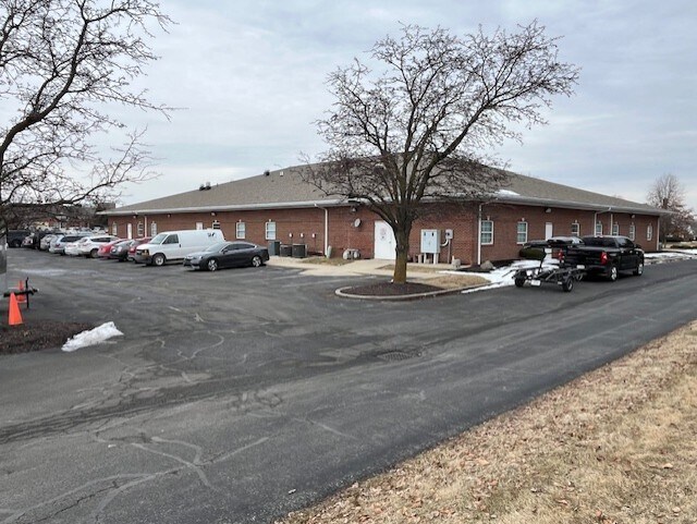 8415 E 56th St, Indianapolis, IN à vendre Photo du bâtiment- Image 1 de 3