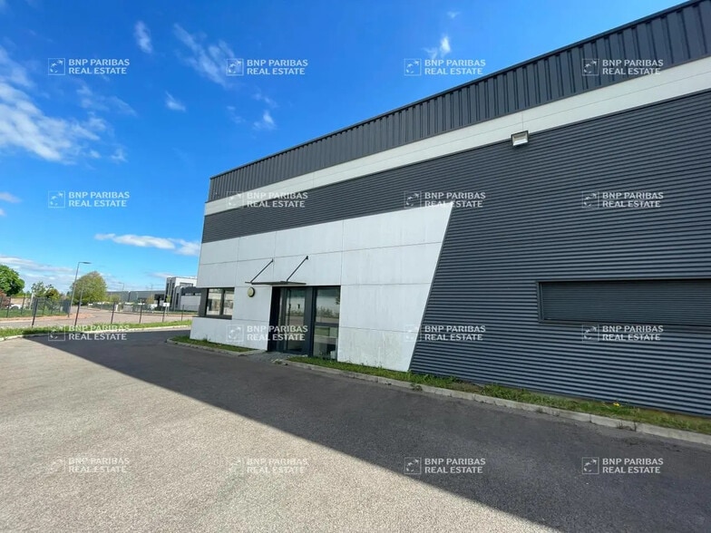 8 Rue Dominique Jean Larrey, Beaune for lease - Building Photo - Image 3 of 25