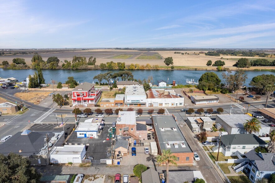 212 2nd St, Isleton, CA à vendre - Aérien - Image 3 de 36