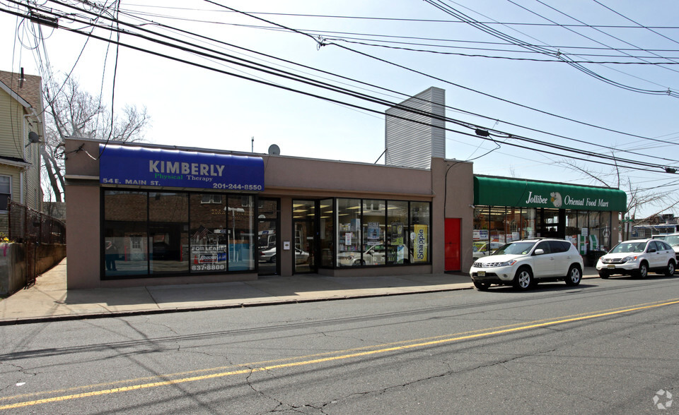 46-54 E Main St, Bergenfield, NJ à vendre - Photo principale - Image 1 de 1