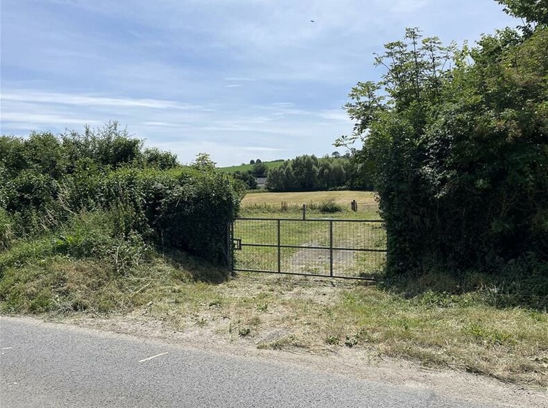 Dorchester Road, Maiden Newton for lease - Building Photo - Image 3 of 4