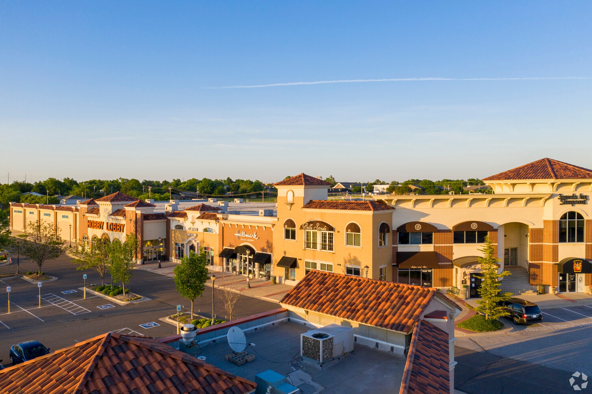 3100-3272 S Broadway, Edmond, OK à louer Photo principale- Image 1 de 23