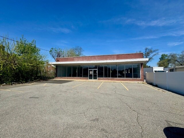 277 Hempstead Ave, West Hempstead, NY for lease Building Photo- Image 1 of 8