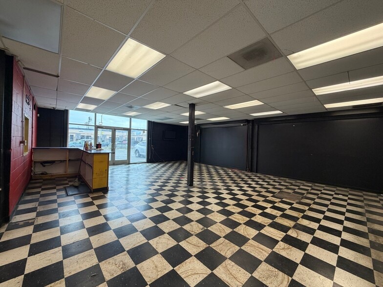 6600 Crenshaw Blvd, Los Angeles, CA for sale - Building Photo - Image 3 of 7