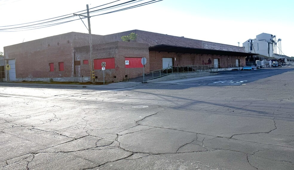 390 Virginia St, Gridley, CA for sale - Building Photo - Image 2 of 5
