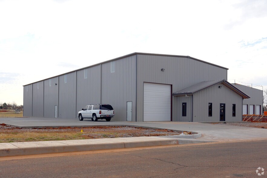 2500 S Vermont Ave, Oklahoma City, OK à louer - Photo principale - Image 1 de 19