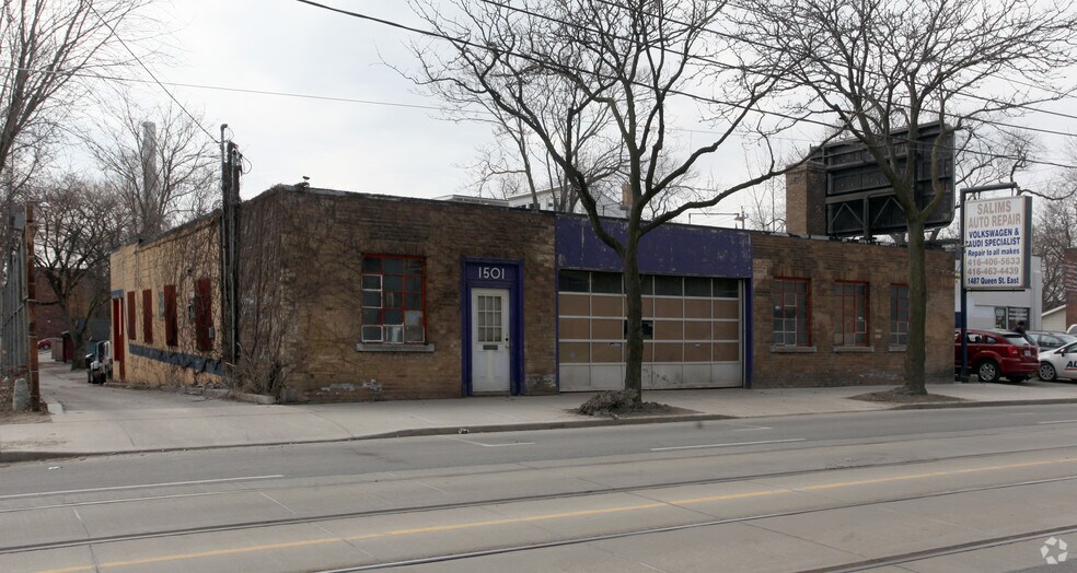 1501 Queen St E, Toronto, ON à vendre - Photo principale - Image 1 de 1