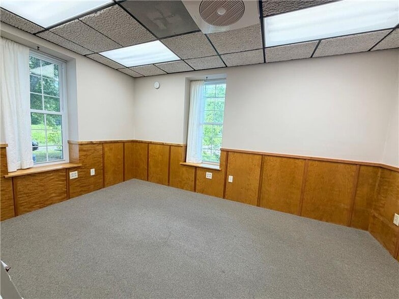 314-316 S Main St, Concord, NH for lease - Interior Photo - Image 3 of 9