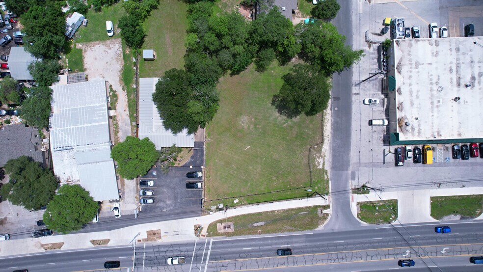 700 W Scurry St, Austin, TX à vendre - Photo du bâtiment - Image 3 de 14