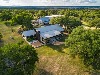 Plus de détails pour 683 Ranch Road 1320, Johnson City, TX - Terrain à vendre