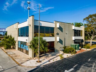 Plus de détails pour 12200 Us Highway 19, Hudson, FL - Commerce de détail à louer