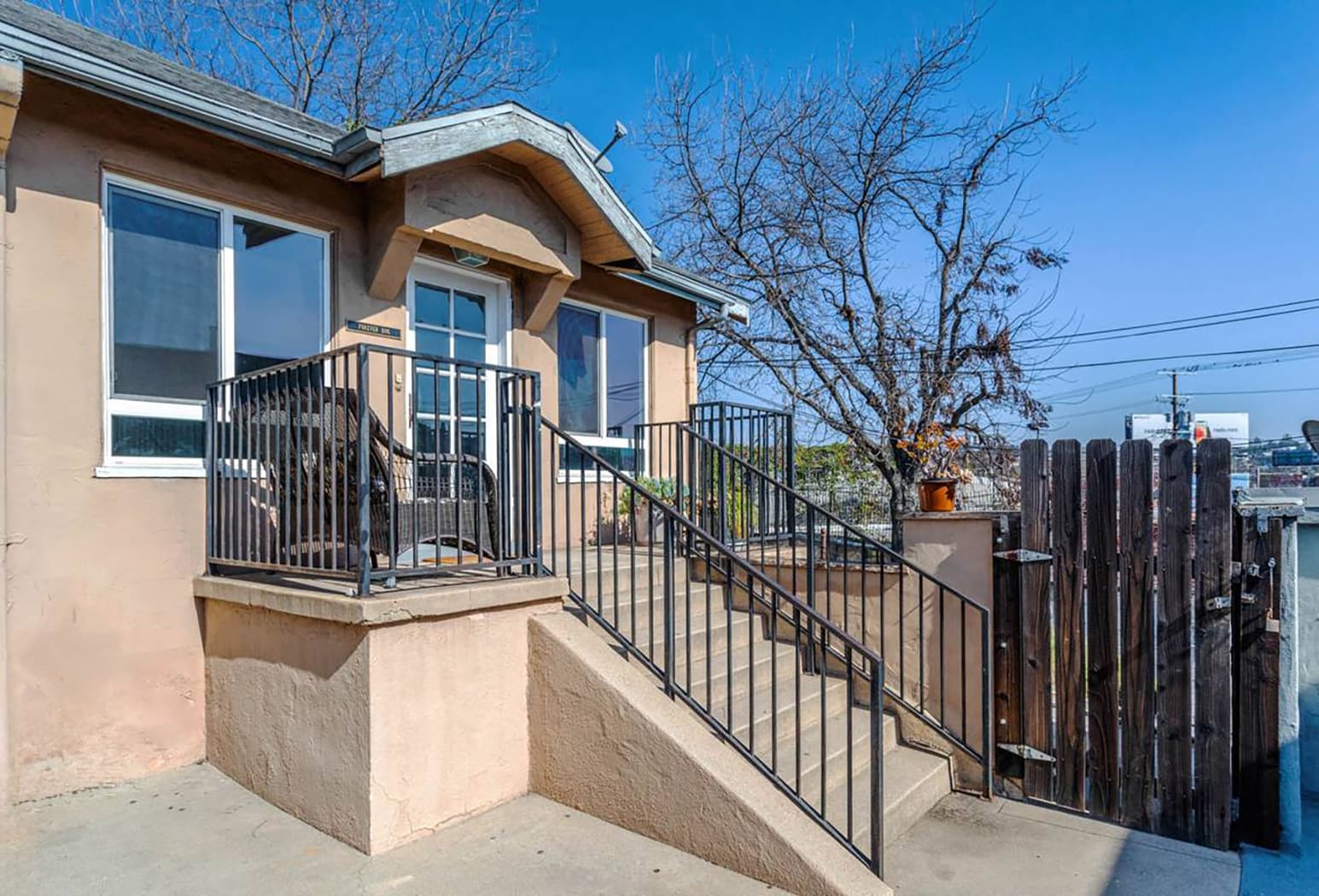 2113 W Sunset Blvd, Los Angeles, CA for lease Building Photo- Image 1 of 14