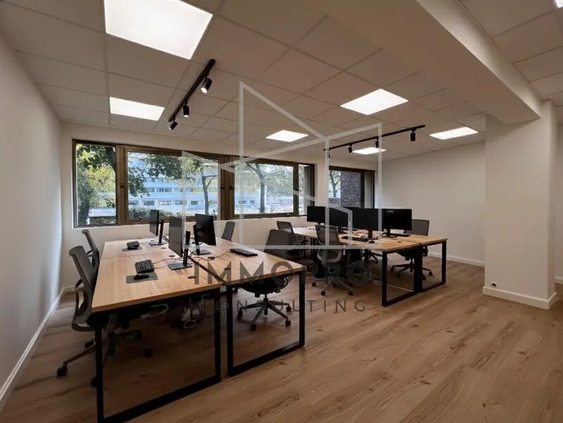 Office in Rouen for sale Building Photo- Image 1 of 9