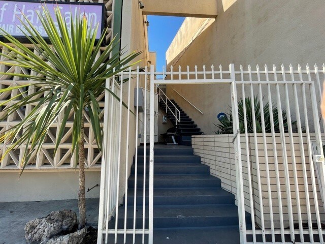 1017-1019 S La Brea Ave, Los Angeles, CA à louer Photo principale- Image 1 de 20