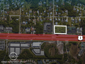 1.6 Acre Corner Lot - Stuart, FL - Restaurant avec service au volant