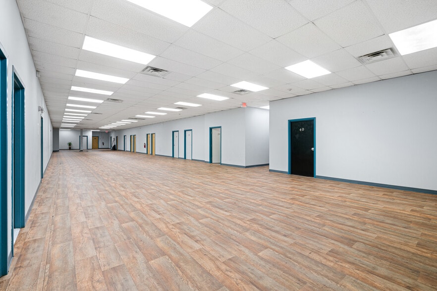 4739 Frankford Ave, Philadelphia, PA for lease - Building Photo - Image 2 of 7