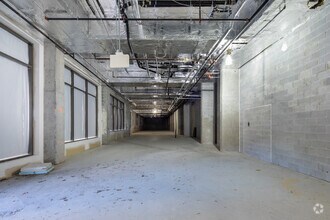 1331 Yonge St, Toronto, ON à louer Photo intérieure- Image 2 de 11