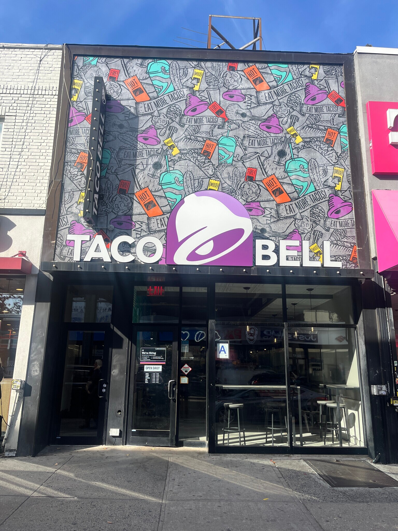 22-24 31st St, Astoria, NY à louer Photo du bâtiment- Image 1 de 2