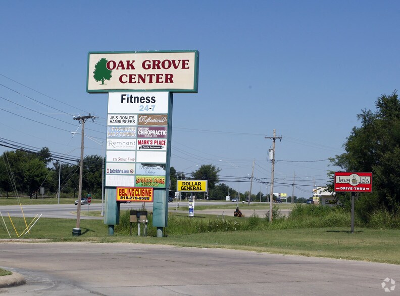 13795 S Ok-51 Hwy, Coweta, OK à louer - Photo du bâtiment - Image 3 de 5