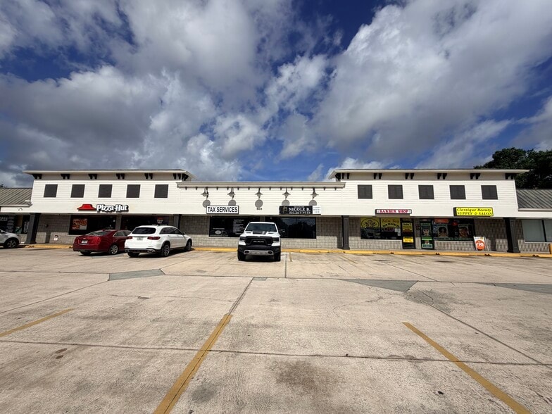 868 Jupiter Blvd NW, Palm Bay, FL for lease - Building Photo - Image 1 of 2