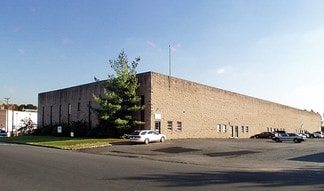 Plus de détails pour 19 Commerce Rd, Fairfield, NJ - Industriel à louer