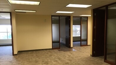 165 Cross Ave, Oakville, ON for lease Interior Photo- Image 2 of 2