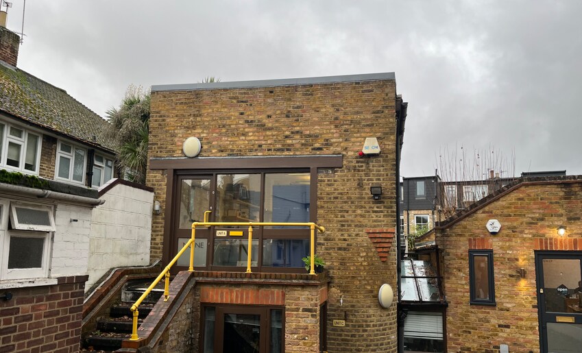 75 South Western Rd, Twickenham for lease - Building Photo - Image 2 of 3