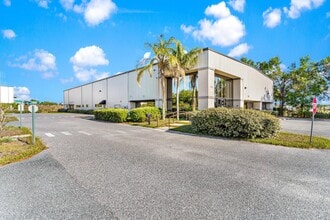 1904 Thomas Ave, Leesburg, FL for lease Interior Photo- Image 1 of 30