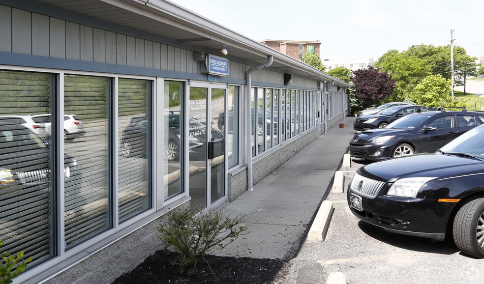 3208 Lebanon Church Rd, West Mifflin, PA for lease - Building Photo - Image 3 of 4