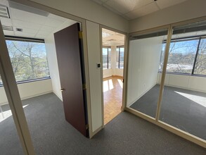 6360 I-55 N, Jackson, MS for lease Interior Photo- Image 1 of 4