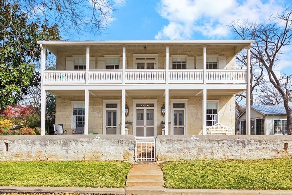 112 E Schubert St, Fredericksburg, TX for sale Primary Photo- Image 1 of 1