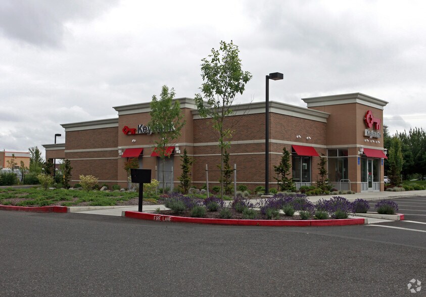 25117 SE Stark St, Troutdale, OR à louer - Photo principale - Image 3 de 4