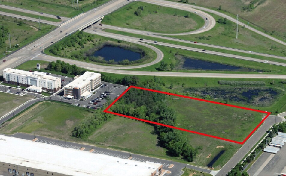 9501 Louisiana Ave, Brooklyn Park, MN à louer - Photo du bâtiment - Image 3 de 10