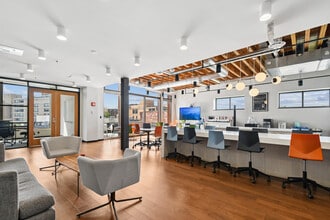 1313-1317 14th St, Washington, DC à vendre Photo intérieure- Image 2 de 9
