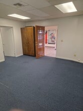 710 W 18th St, Merced, CA for lease Interior Photo- Image 1 of 3
