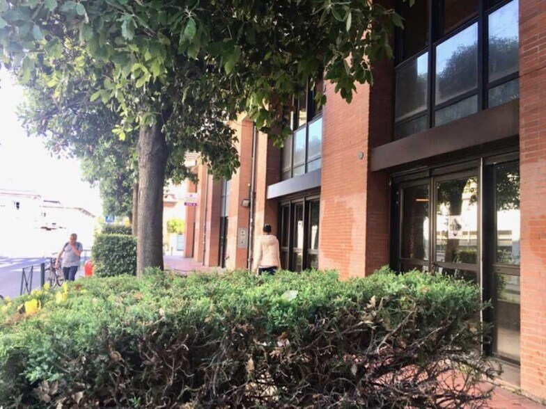 16 Rue De Périole, Toulouse à louer - Photo du bâtiment - Image 3 de 23
