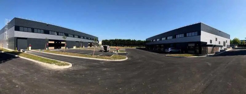 Bureau dans Aulnay-sous-Bois à louer - Photo du bâtiment - Image 2 de 14