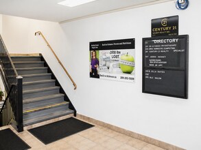 640-650 King St E, Oshawa, ON for lease Interior Photo- Image 2 of 9