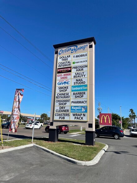 901-1001 E Eau Gallie Blvd, Indian Harbour Beach, FL à louer - Photo du bâtiment - Image 2 de 7