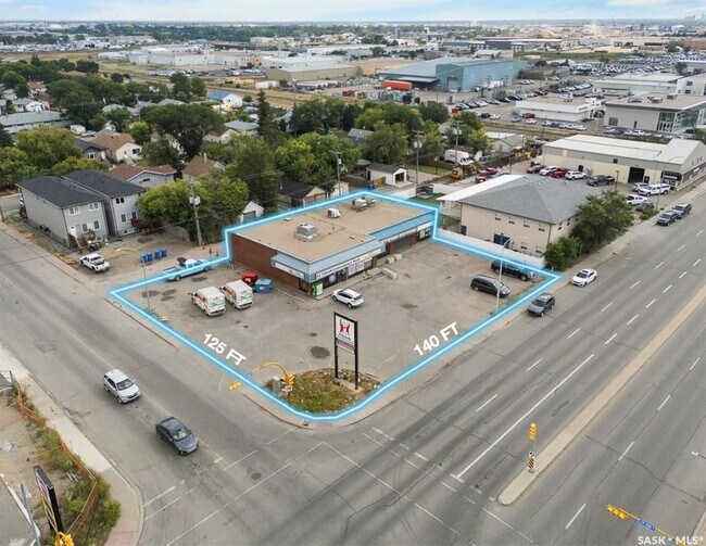 Plus de détails pour 505 Broad St, Regina, SK - Commerce de détail à vendre