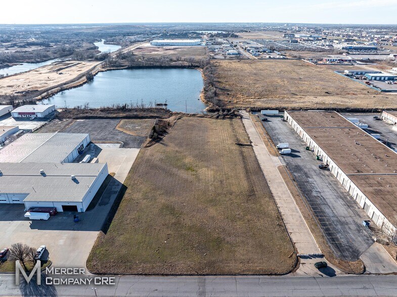 1327 Enterprise Ave, Oklahoma City, OK à louer - Aérien - Image 3 de 18