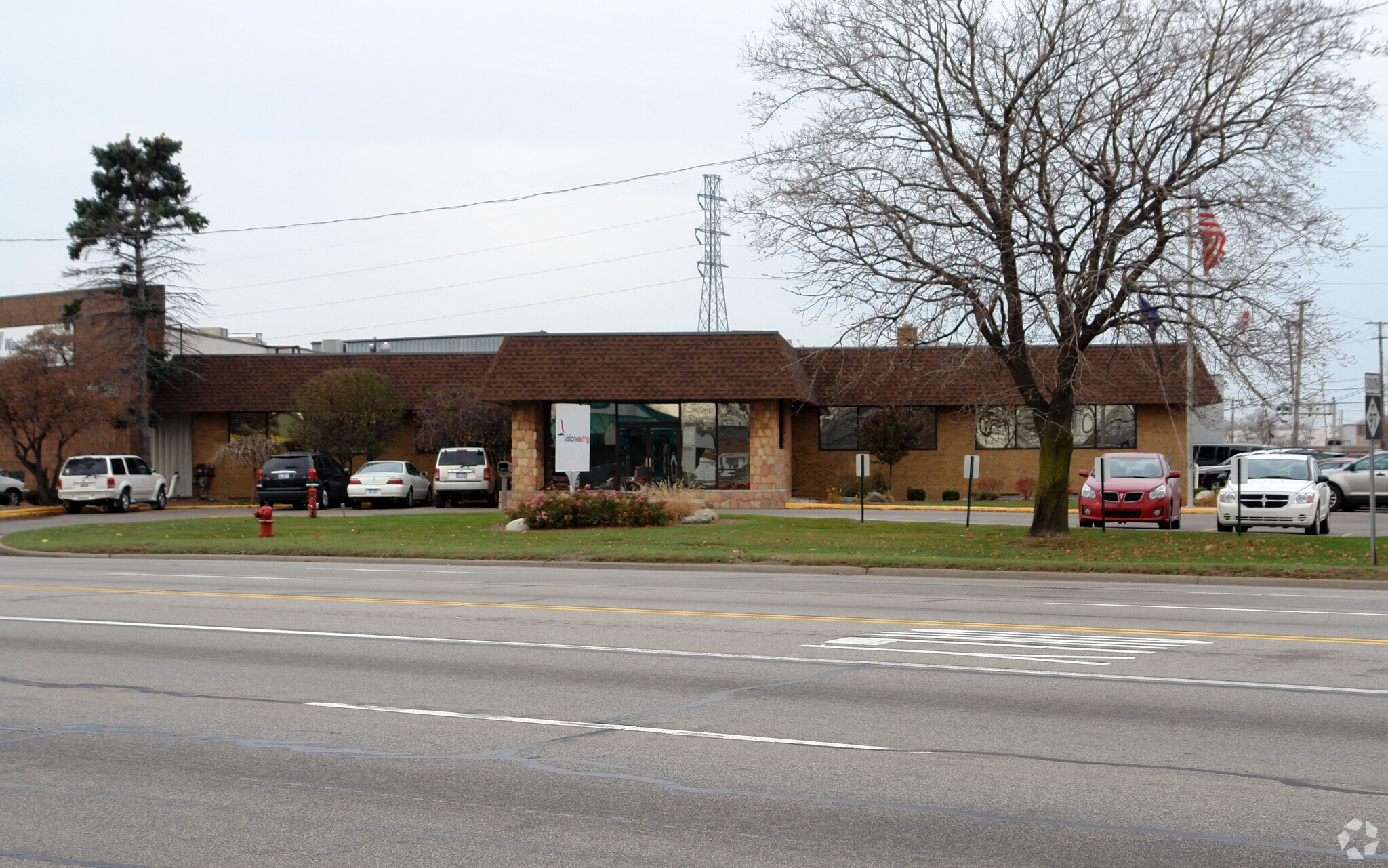 31985 Groesbeck Hwy, Fraser, MI à louer Photo principale- Image 1 de 12